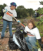 Students at clean up