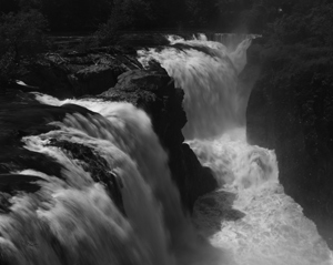 Photo of Great Falls by George Tice